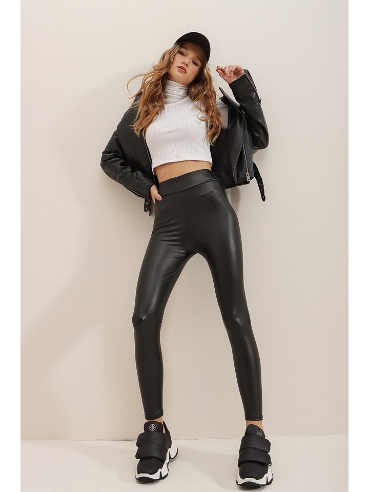 Trend Alacati Legginsy w kolorze czarnym rozmiar: XL