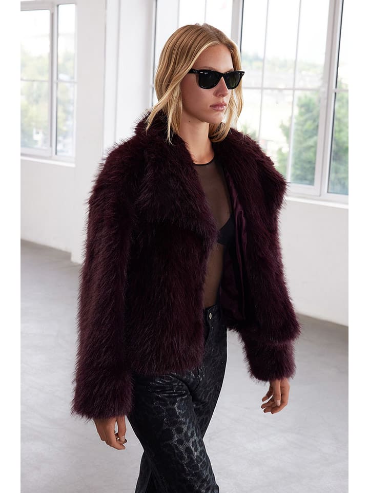 trendyol Kurtka przejściowa w kolorze czerwonym rozmiar: M