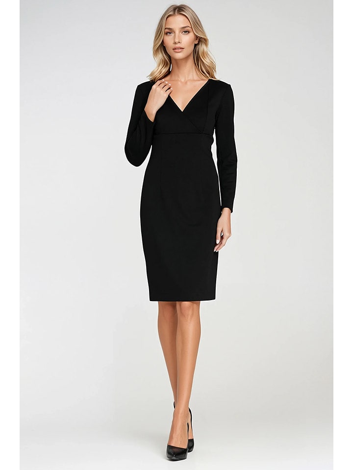 Nife Sukienka w kolorze czarnym rozmiar: 38