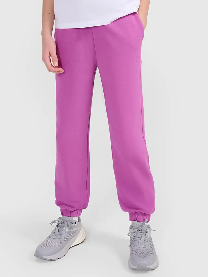 4F Spodnie dresowe w kolorze fioletowym rozmiar: 158