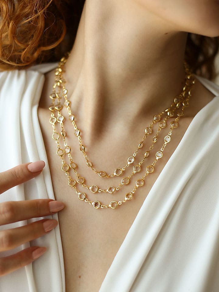 L'Atelier de Gaia Pozłacany naszyjnik z kryształami - dł. 48 cm rozmiar: onesize