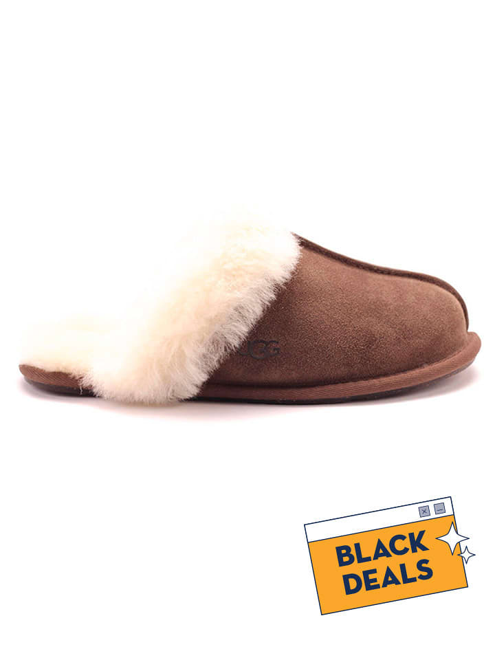 UGG Kapcie "Scuffette II" w kolorze brązowym ze skóry jagnięcej rozmiar: 36