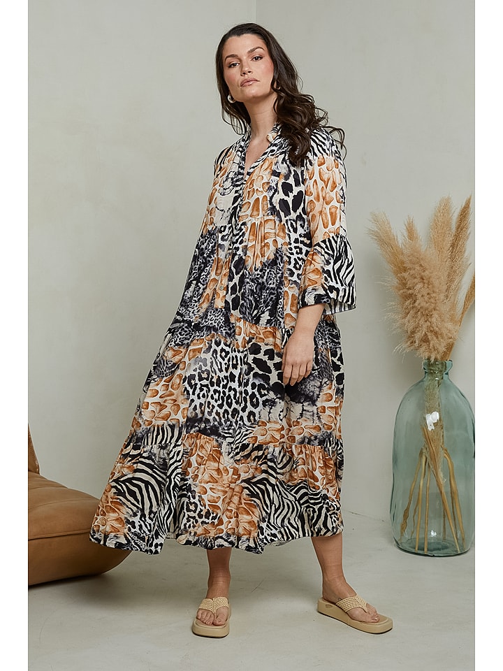 Curvy Lady Sukienka w kolorze czarnym rozmiar: 48/50