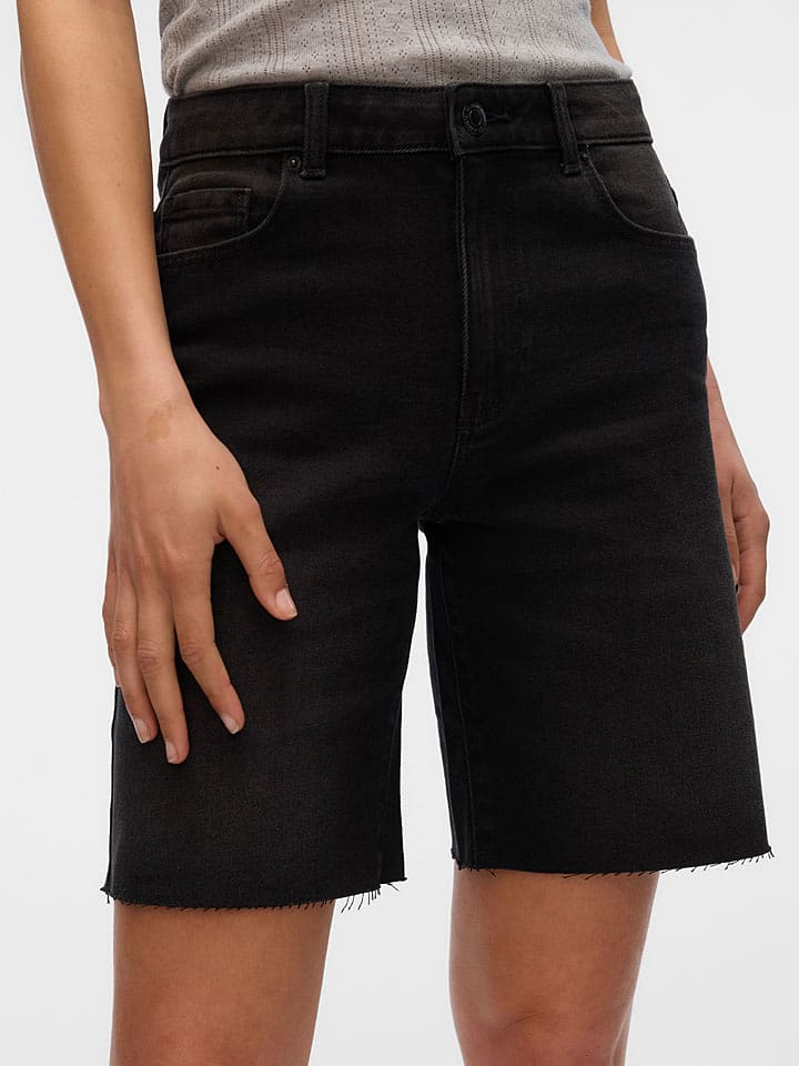Vero Moda Szorty dżinsowe w kolorze czarnym rozmiar: S
