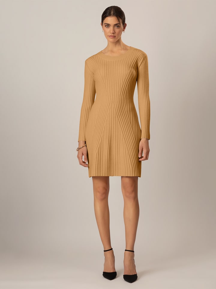 APART Sukienka dzianinowa w kolorze jasnobrązowym rozmiar: 38