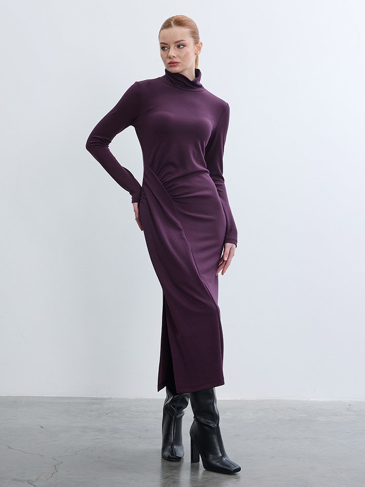 BGN Sukienka w kolorze fioletowym rozmiar: 38