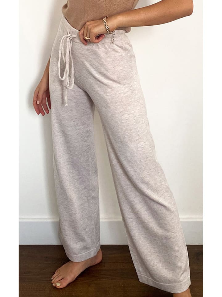 Zibi London Spodnie w kolorze beżowym rozmiar: M/L