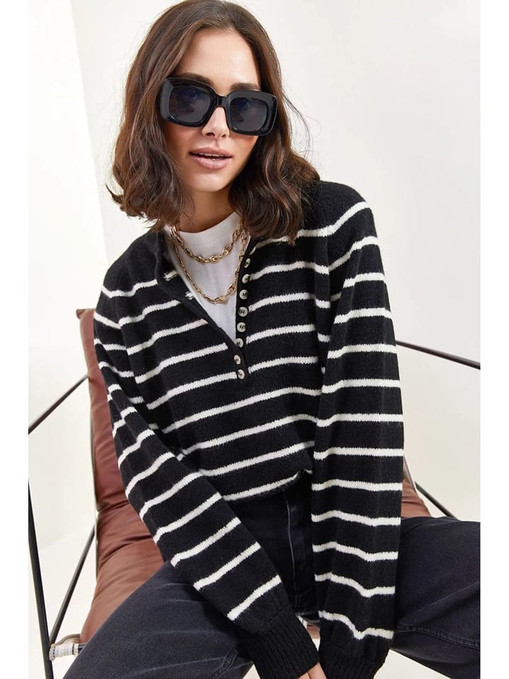 Happiness Istanbul Sweter w kolorze czarnym rozmiar: onesize