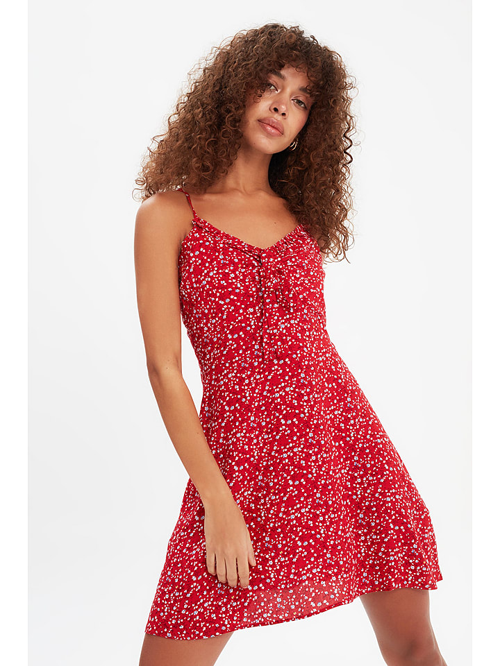 trendyol Sukienka w kolorze czerwonym rozmiar: 38