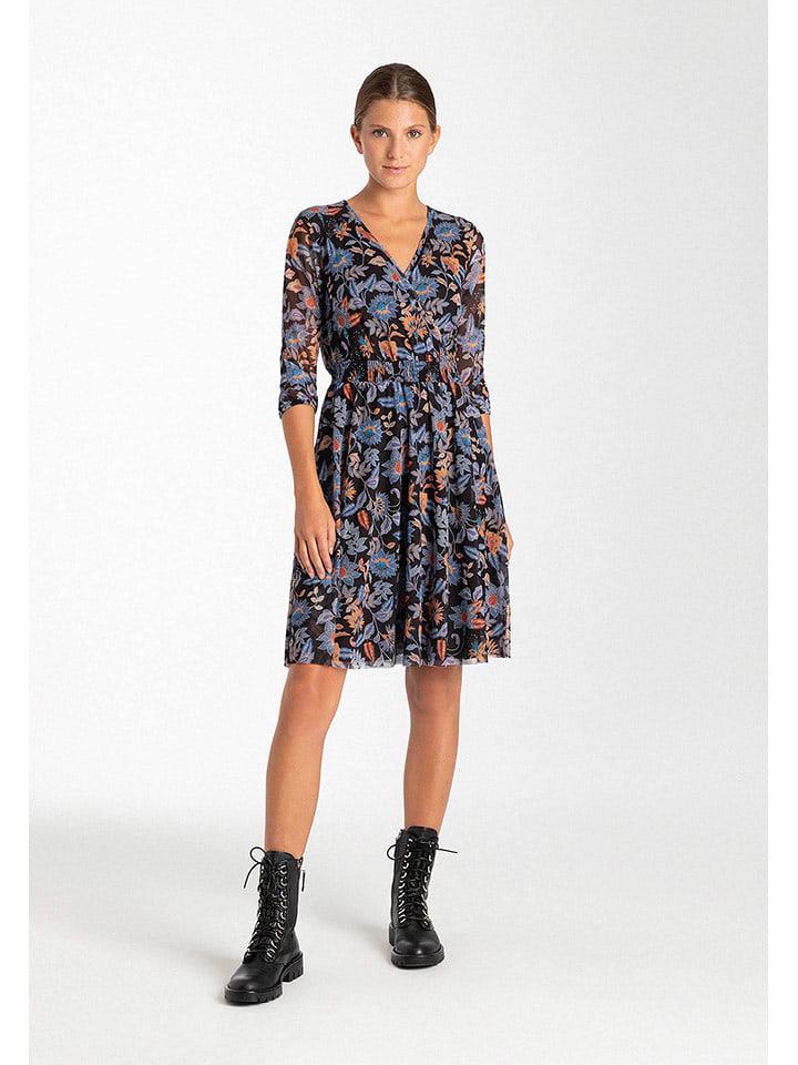 More & More Sukienka w kolorze czarno-niebieskim rozmiar: 38