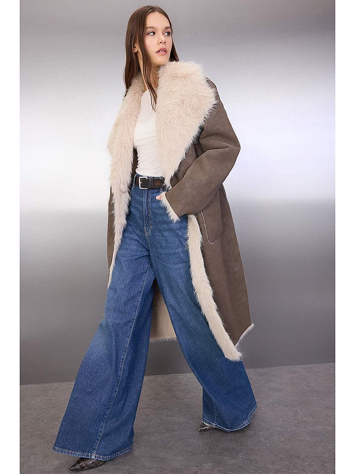 trendyol Płaszcz w kolorze szarobrązowym ze skóry syntetycznej rozmiar: 40