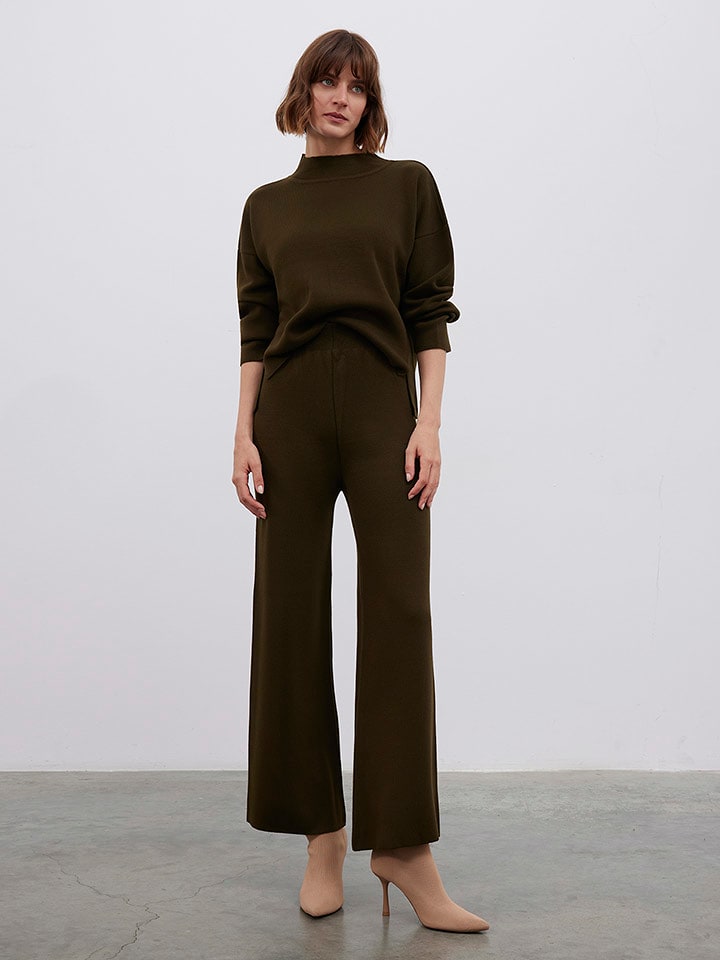 BGN Spodnie w kolorze khaki rozmiar: 38