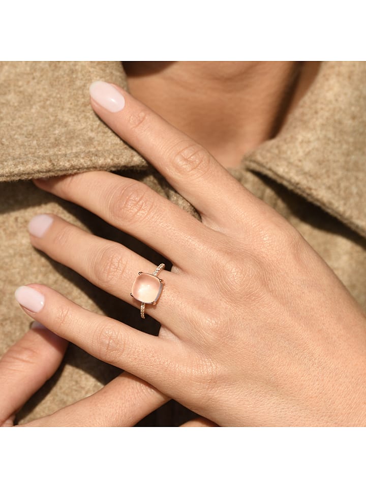 DIAMOND & CO Złoty pierścionek "Rose Dragée" z diamentami rozmiar: 56