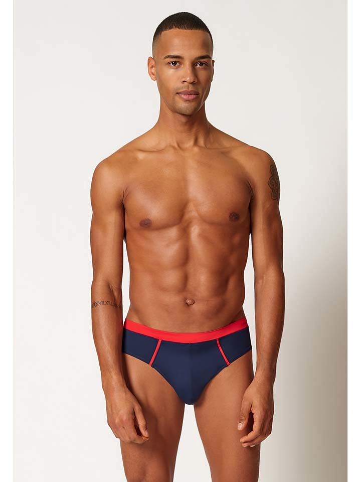 Skiny Kąpielówki w kolorze granatowym rozmiar: M