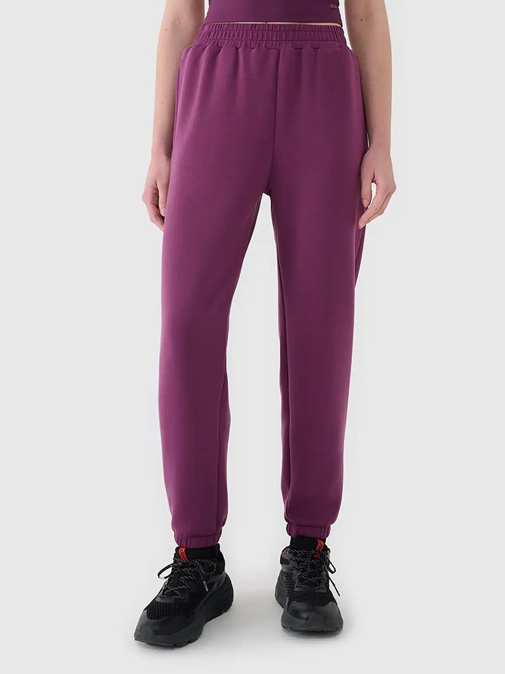 4F Spodnie dresowe w kolorze fioletowym rozmiar: XL