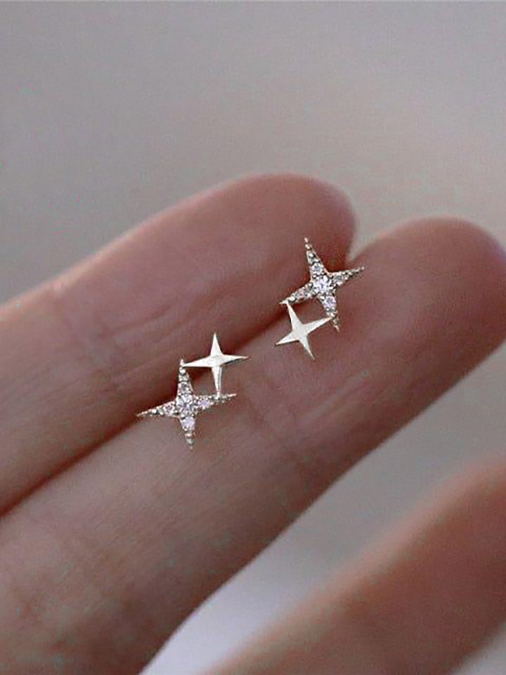 Miu Silver Srebrne kolczyki-wkrętki z cyrkoniami rozmiar: onesize