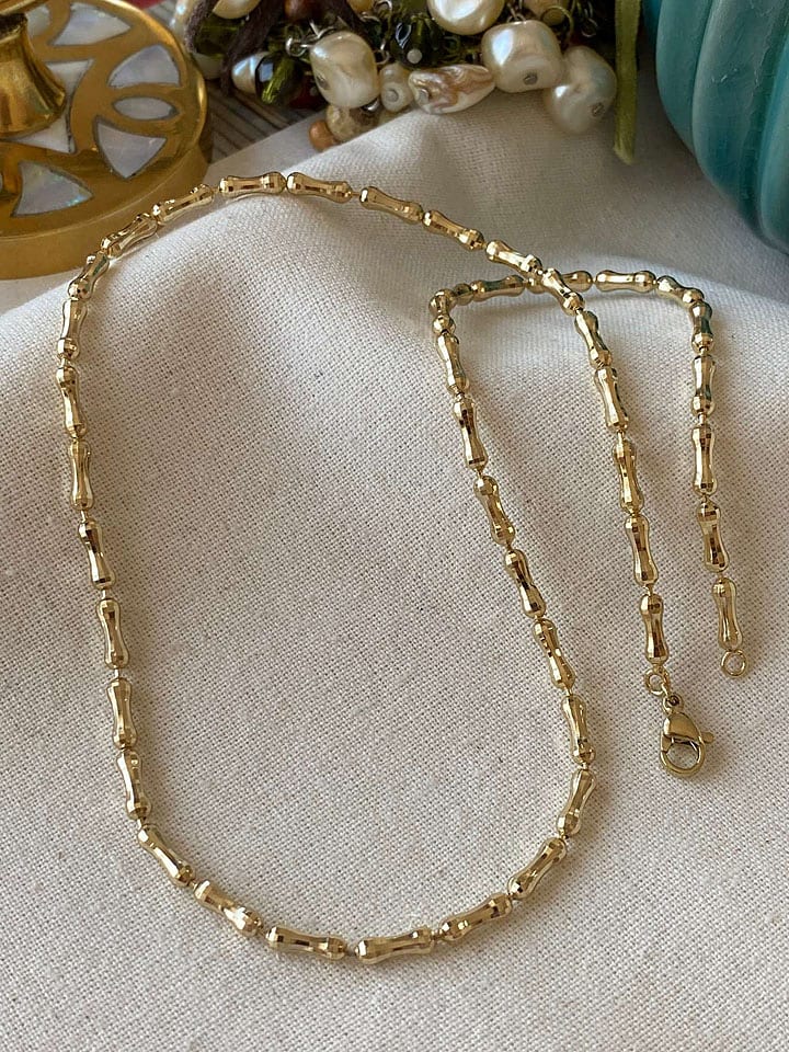 Luseera Pozłacany naszyjnik - dł. 45 cm rozmiar: onesize