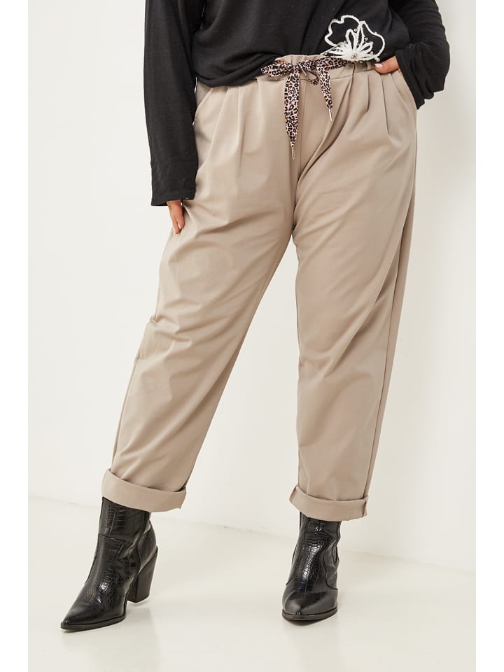 Curvy Lady Spodnie w kolorze beżowym rozmiar: 48/50