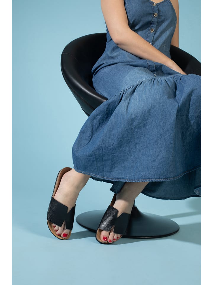 Blue Bay Klapki "Djilia" w kolorze czarnym rozmiar: 41