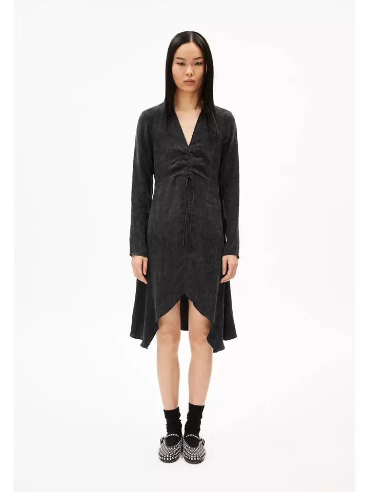 armedangels Sukienka "Tinraa" w kolorze czarnym rozmiar: M