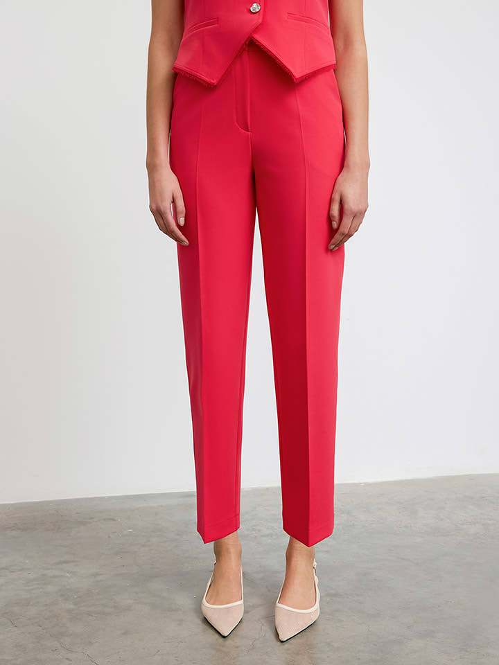 BGN Spodnie w kolorze różowym rozmiar: 38