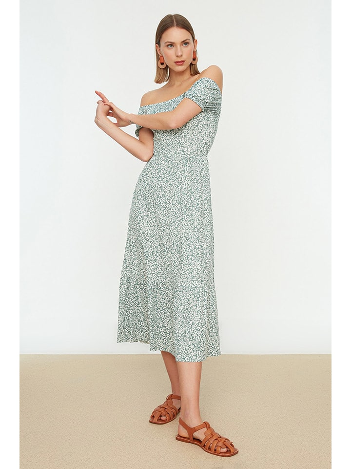 trendyol Sukienka w kolorze miętowo-białym rozmiar: S