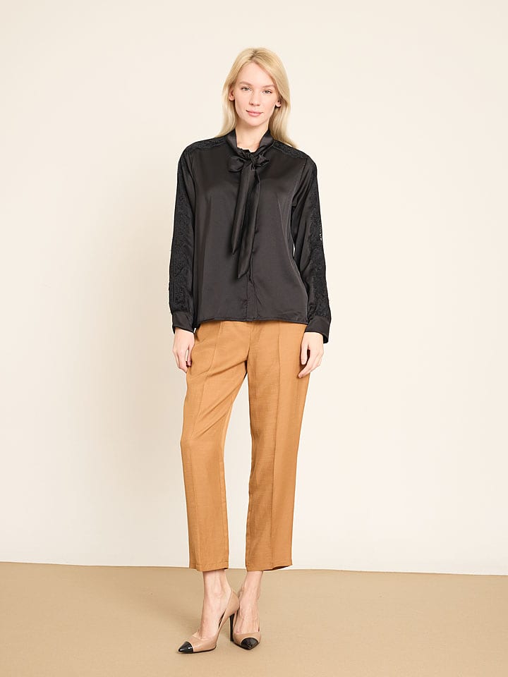 BGN Bluzka w kolorze czarnym rozmiar: 36