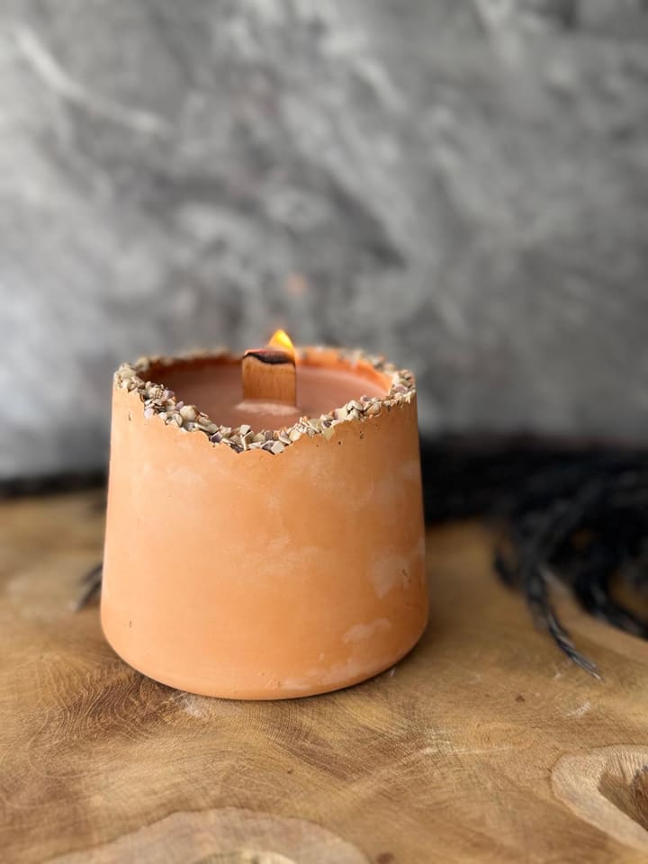 Lucky Bees Świeca w kolorze pomarańczowym - 180 g rozmiar: onesize