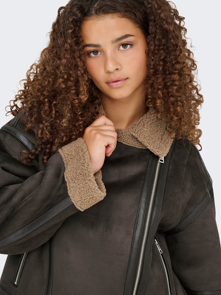 ONLY Kurtka "LIFE BOND OVERSIZJACKET" w kolorze brązowym ze skóry syntetycznej rozmiar: L
