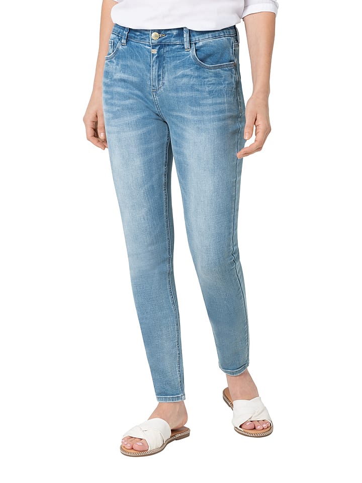 Timezone Dżinsy "Aleena" - Slim fit - w kolorze błękitnym rozmiar: W32/L28