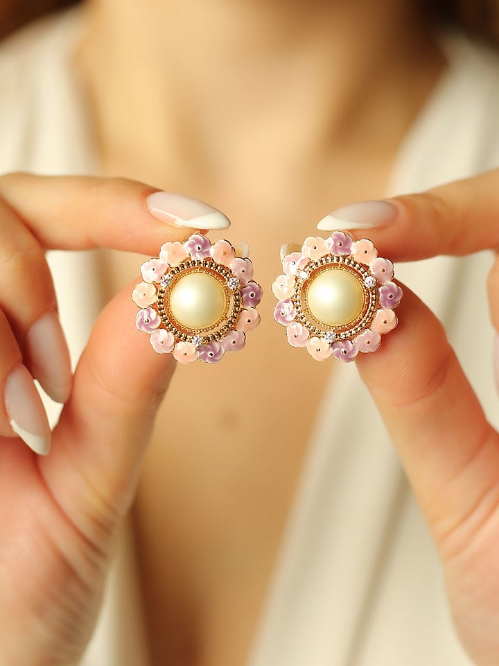 Pierres de Jade Pozłacane kolczyki-wkrętki z perłami i cyrkoniami rozmiar: onesize