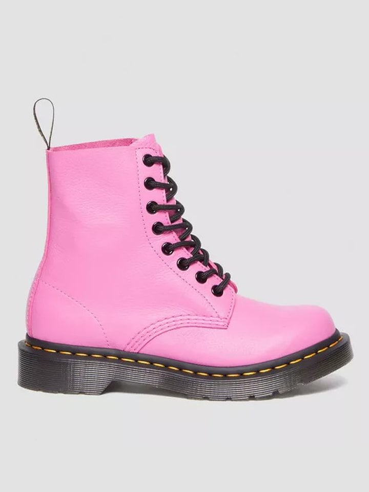 Dr. Martens Skórzane botki w kolorze różowym rozmiar: 37