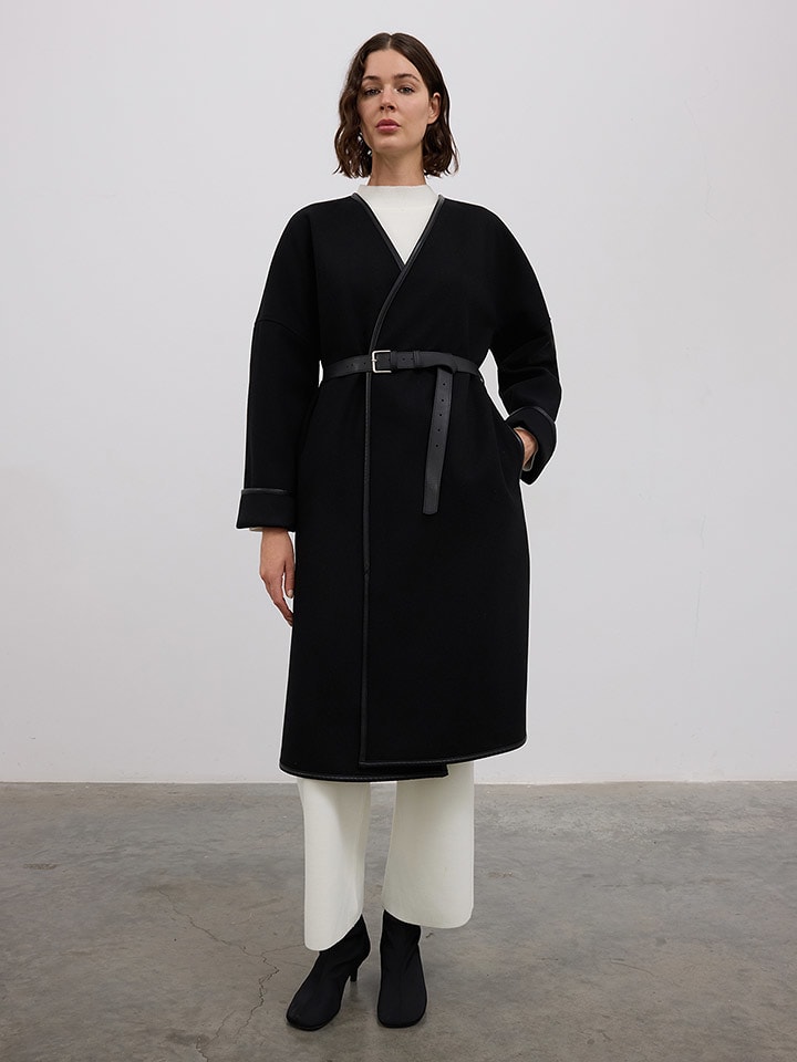 BGN Płaszcz przejściowy w kolorze czarnym rozmiar: 40