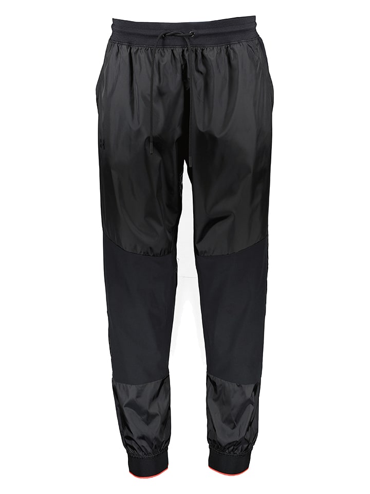 Under Armour Spodnie funkcyjne w kolorze czarnym rozmiar: M
