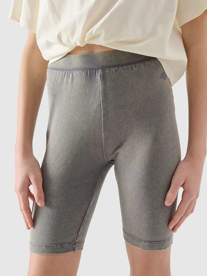 4F Szorty w kolorze szarym rozmiar: 134