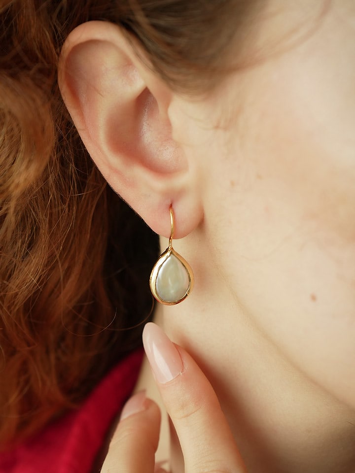 Pierres delicates Pozłacane kolczyki z masą perłową rozmiar: onesize