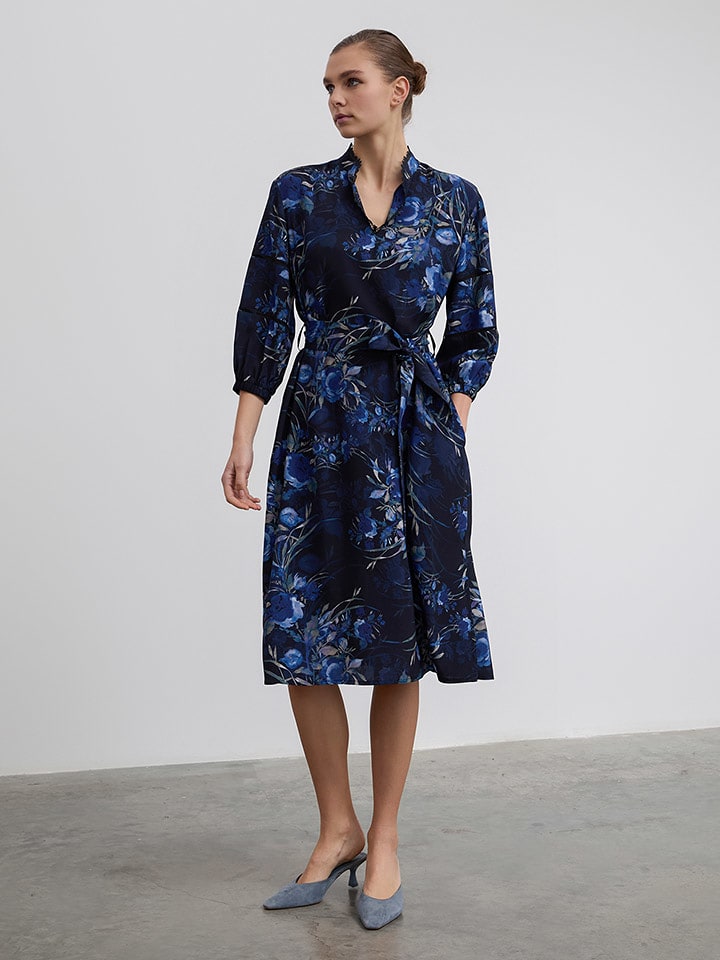 BGN Sukienka w kolorze granatowym rozmiar: 38