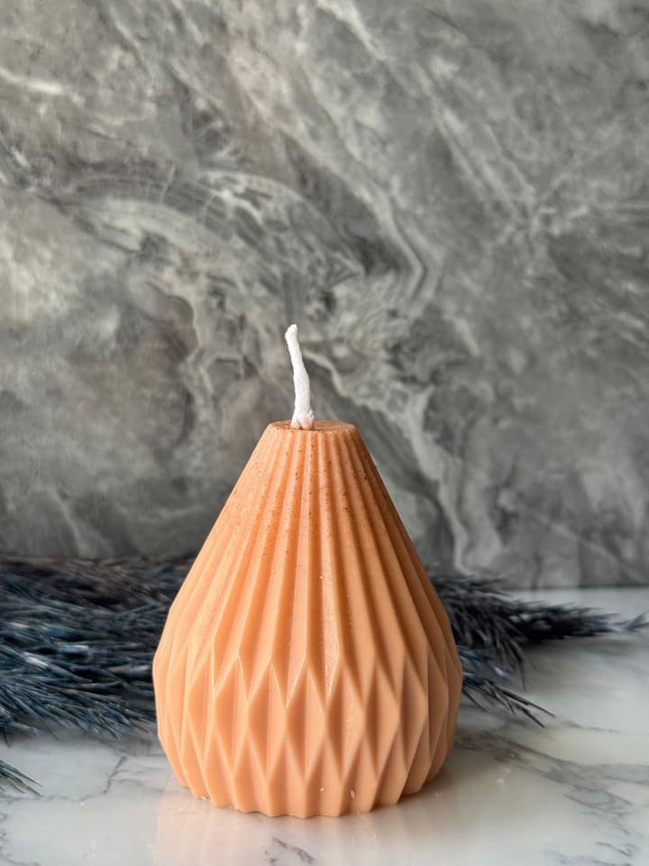 Lucky Bees Świeca w kolorze pomarańczowym - 175 g rozmiar: onesize