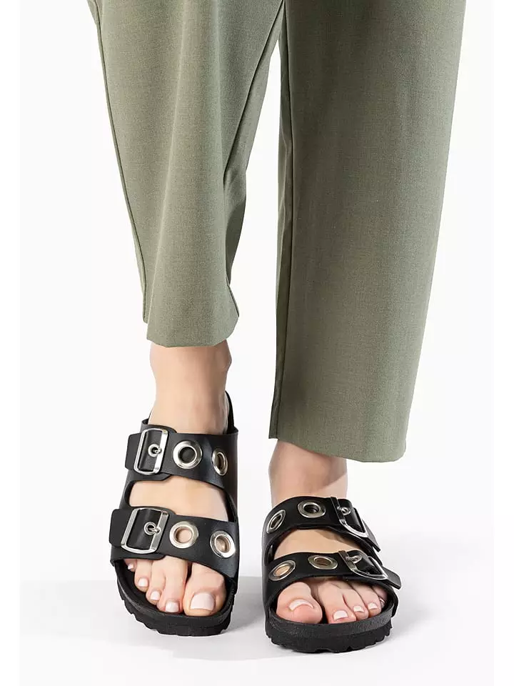 BAYTON Klapki "Janny" w kolorze czarnym rozmiar: 39