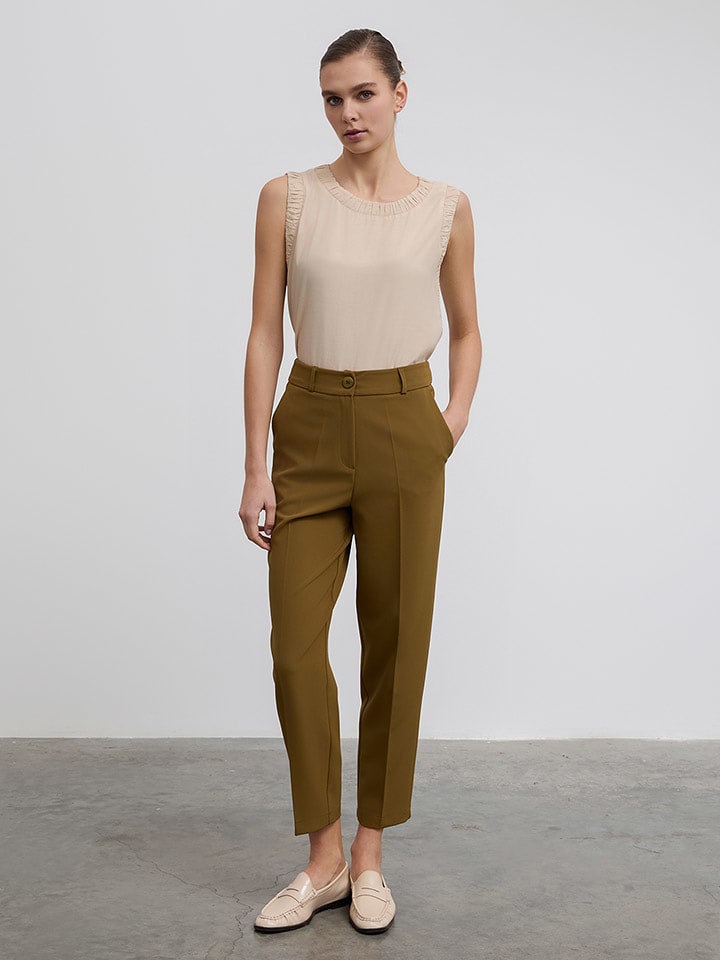 BGN Spodnie chino w kolorze brązowym rozmiar: 36