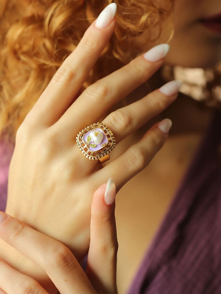 Pierres de Jade Pozłacany pierścionek z perłą rozmiar: onesize