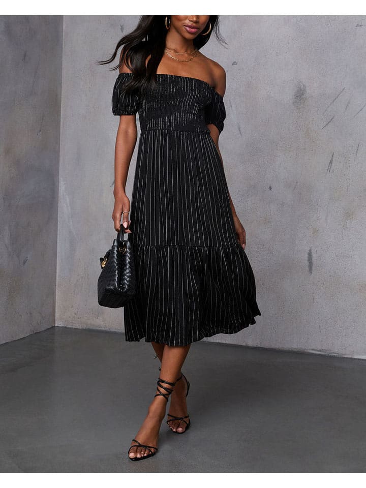 Milan Kiss Sukienka w kolorze czarnym rozmiar: S