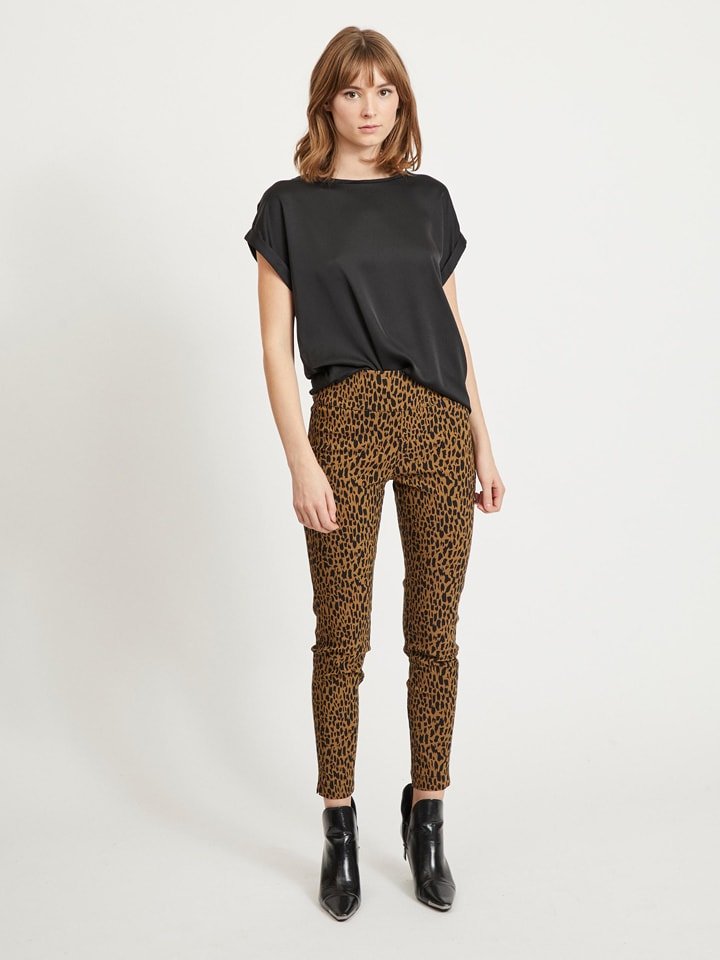 Vila Koszulka "Viellette" w kolorze czarnym rozmiar: 42