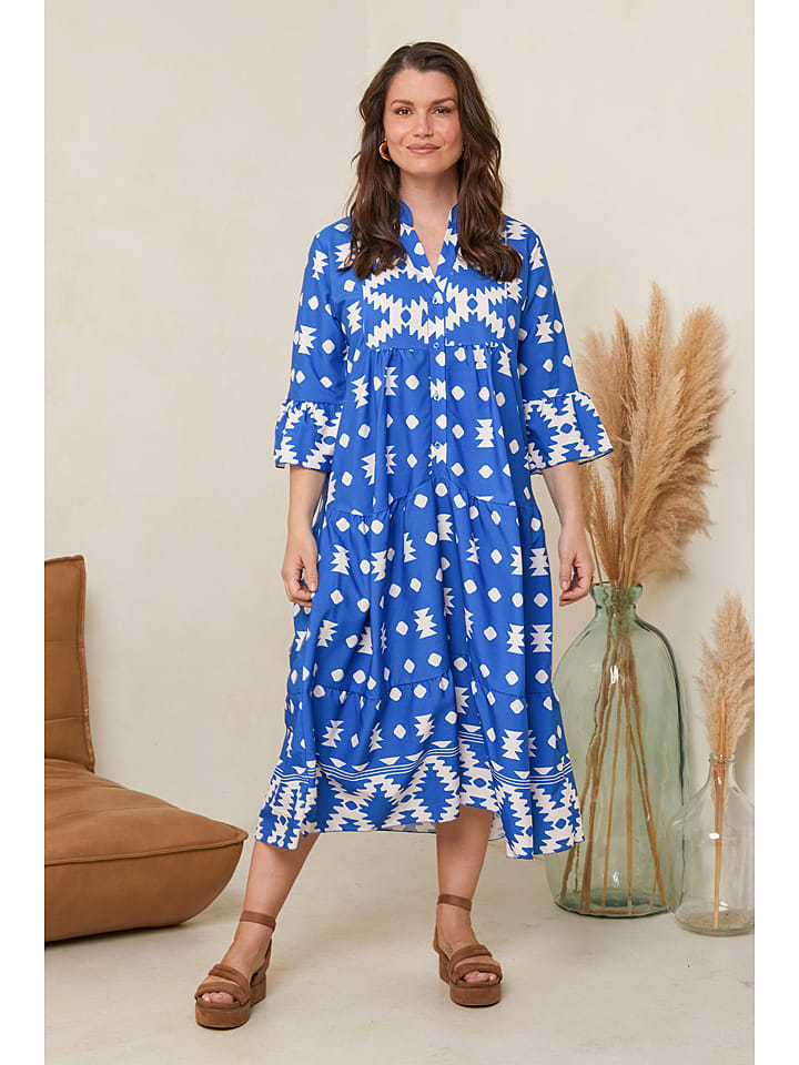 Curvy Lady Sukienka w kolorze niebiesko-białym rozmiar: 44/46