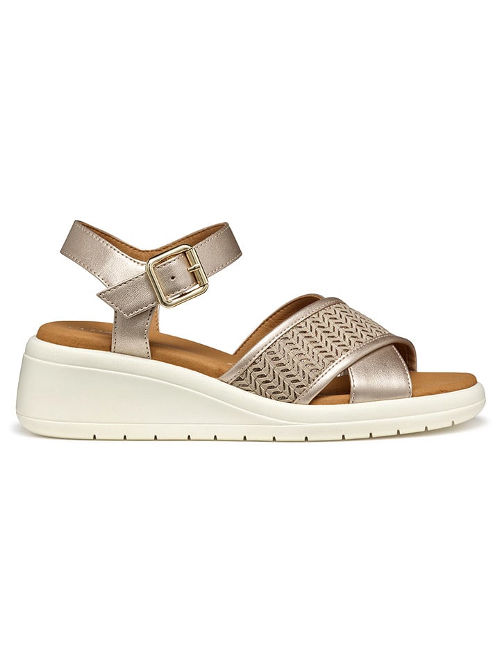 Geox Sandały "Meliconia" w kolorze złotym na koturnie rozmiar: 38