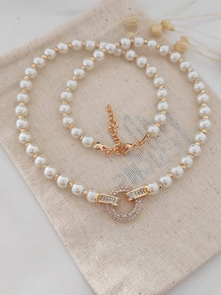 atelier MIU Pozłacany naszyjnik z elementem ozdobnym - dł. 42 cm rozmiar: onesize