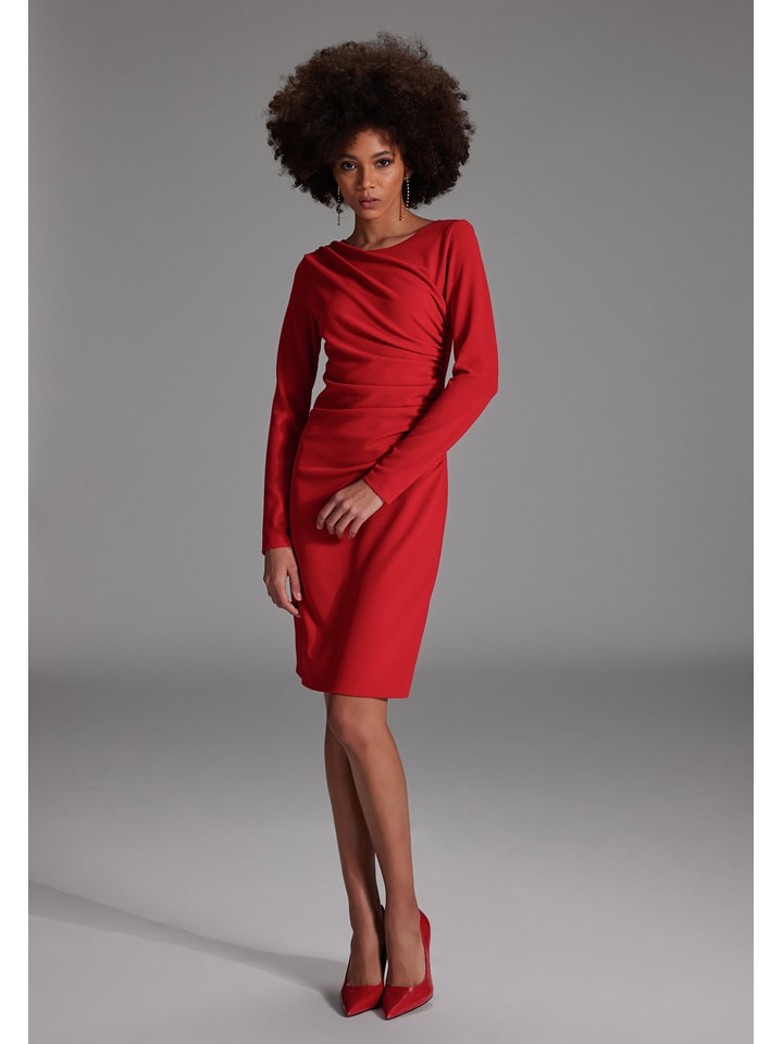 SWING Sukienka w kolorze czerwonym rozmiar: 36