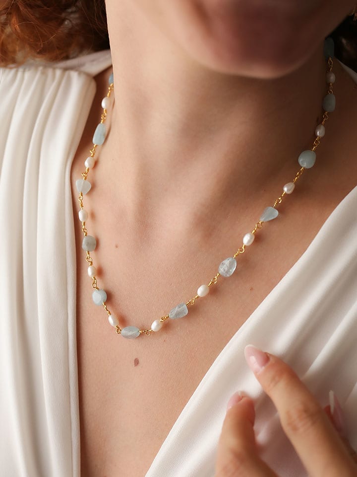 Pierres delicates Pozłacany naszyjnik z elementami ozdobnymi - dł. 43 cm rozmiar: onesize