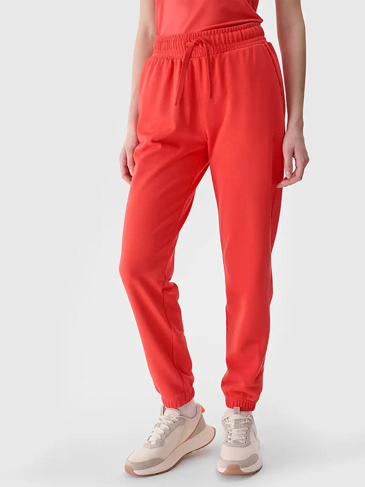 4F Spodnie dresowe w kolorze czerwonym rozmiar: M