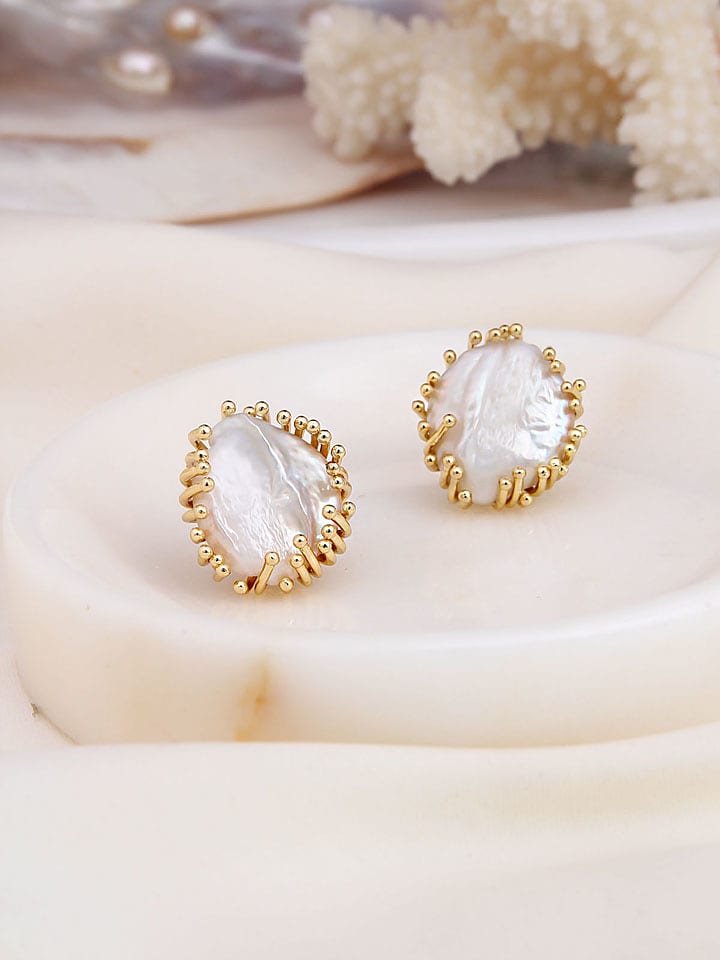 Pierres de Jade Pozłacane kolczyki-wkrętki z perłami rozmiar: onesize